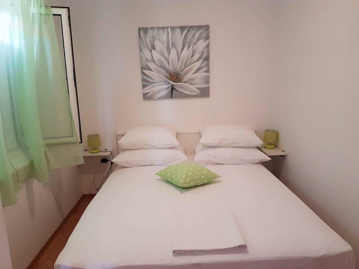 Apartment Tempera Povlja  Εξωτερικό φωτογραφία